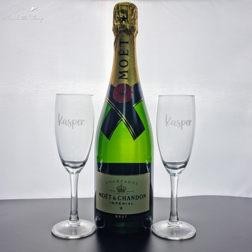 Champagnekist met flutes