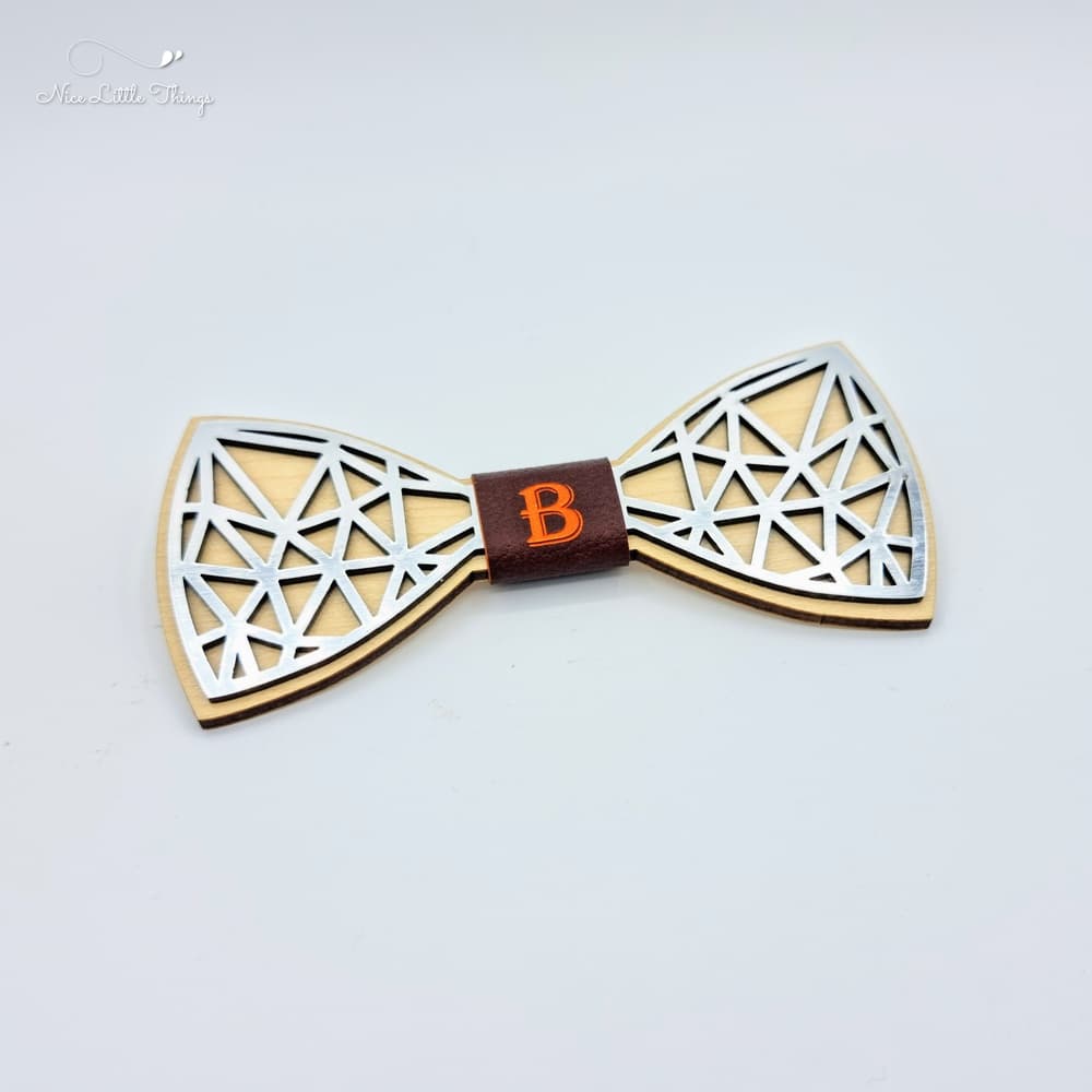 Bow tie