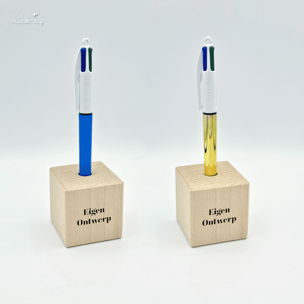 Wooden cube with four-color pen