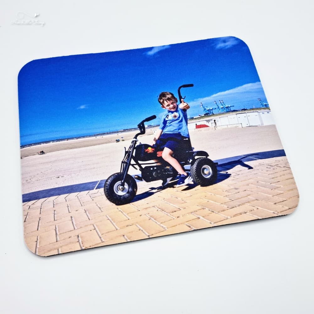 Mouse pad with photo
