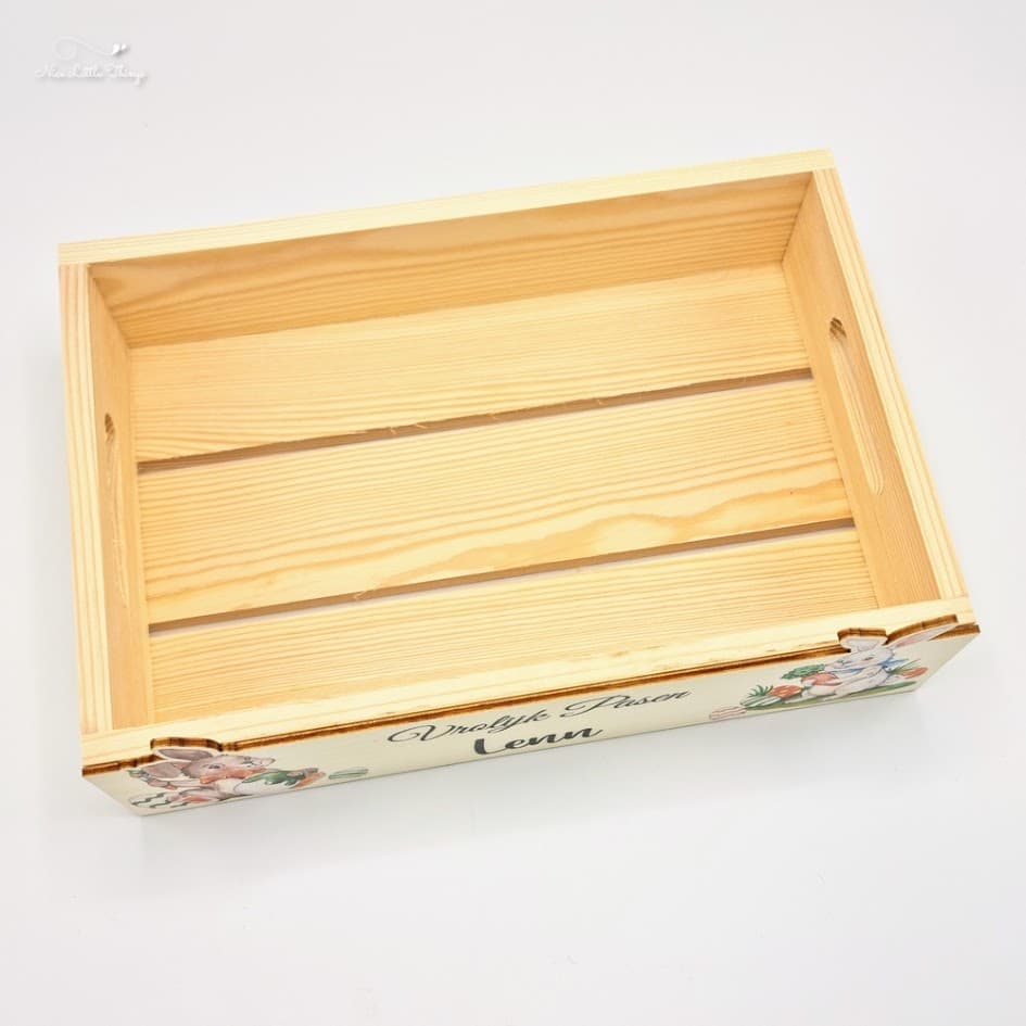 Kleurrijk Paasmandje met naam