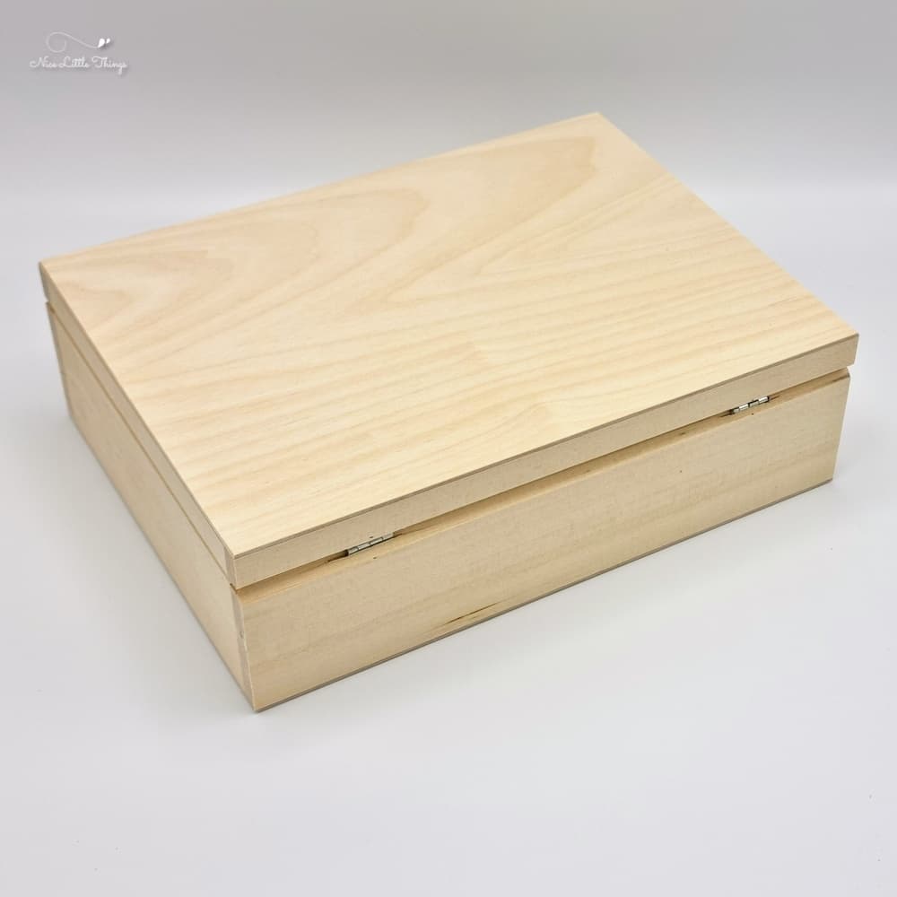 Houten kist met deksel