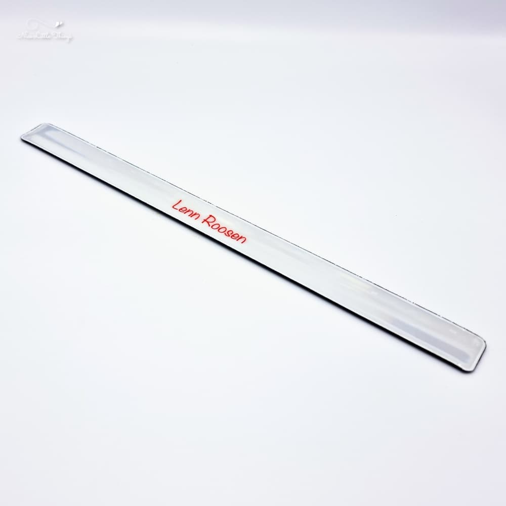 Fluorescent bracelet