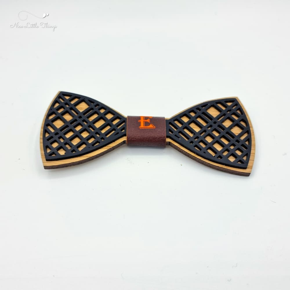 Bow tie