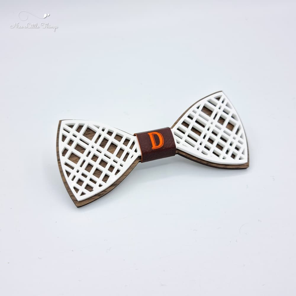 Bow tie