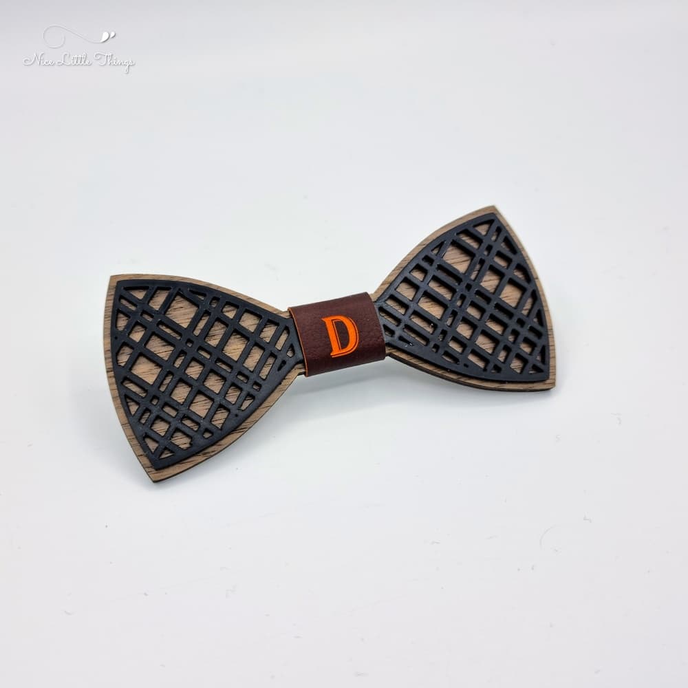 Bow tie