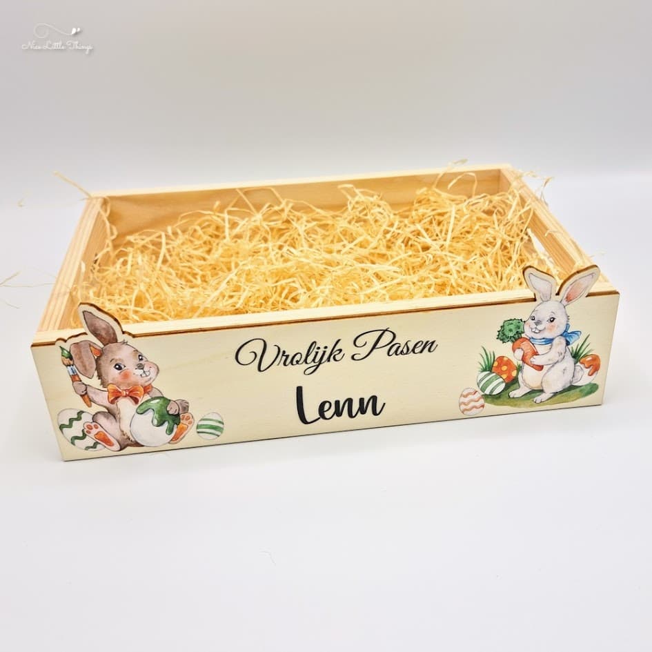 Kleurrijk Paasmandje met naam