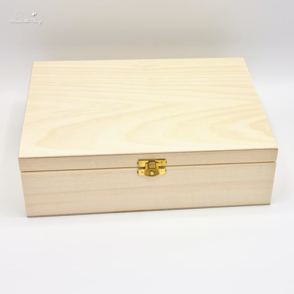 Houten kist met deksel